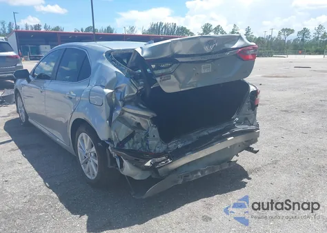 2024 Toyota Camry Le z USA, uszkodzony, nr VIN 4T1R11AK9RU243883